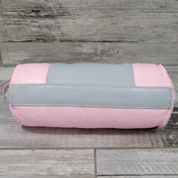 Vintage/Retro Refurbished UGG Australia Leather Barrel Style Handbag - Picture 5 of 16